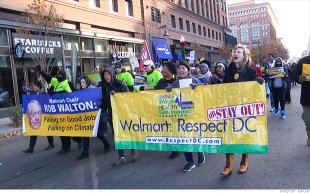 APWU Members Join Black Friday Protests