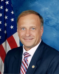Video: Congressman Steve King (R-IA) delivers mail