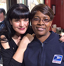 TV star Pauley Perrette praises New York carrier