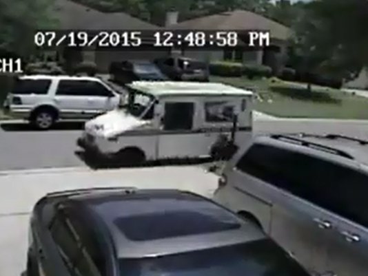 Video: Florida Carrier Knocks Mailbox Down and Keeps On Going