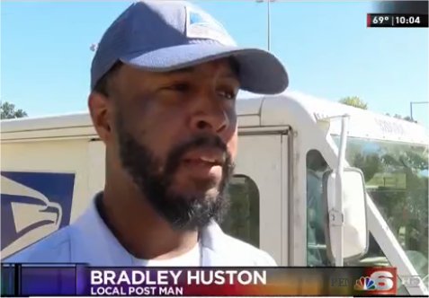 Video: Postman helps neighbors during brush fire