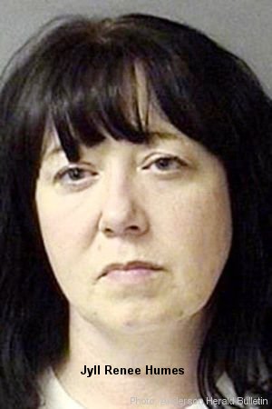 Indiana CCA charged in theft of drugs