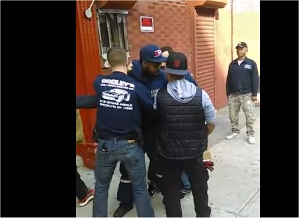 brooklyn-mailman-arrested