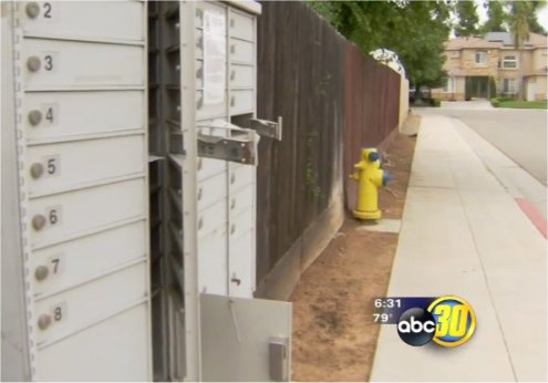 Video: California Victims of Mail Theft Say Broken Cluster Boxes Are Not Getting Fixed