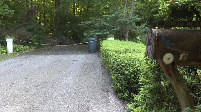 Video: Tennessee neighbors not getting mail, medication; U.S.P.S. says road isn’t safe to turn around